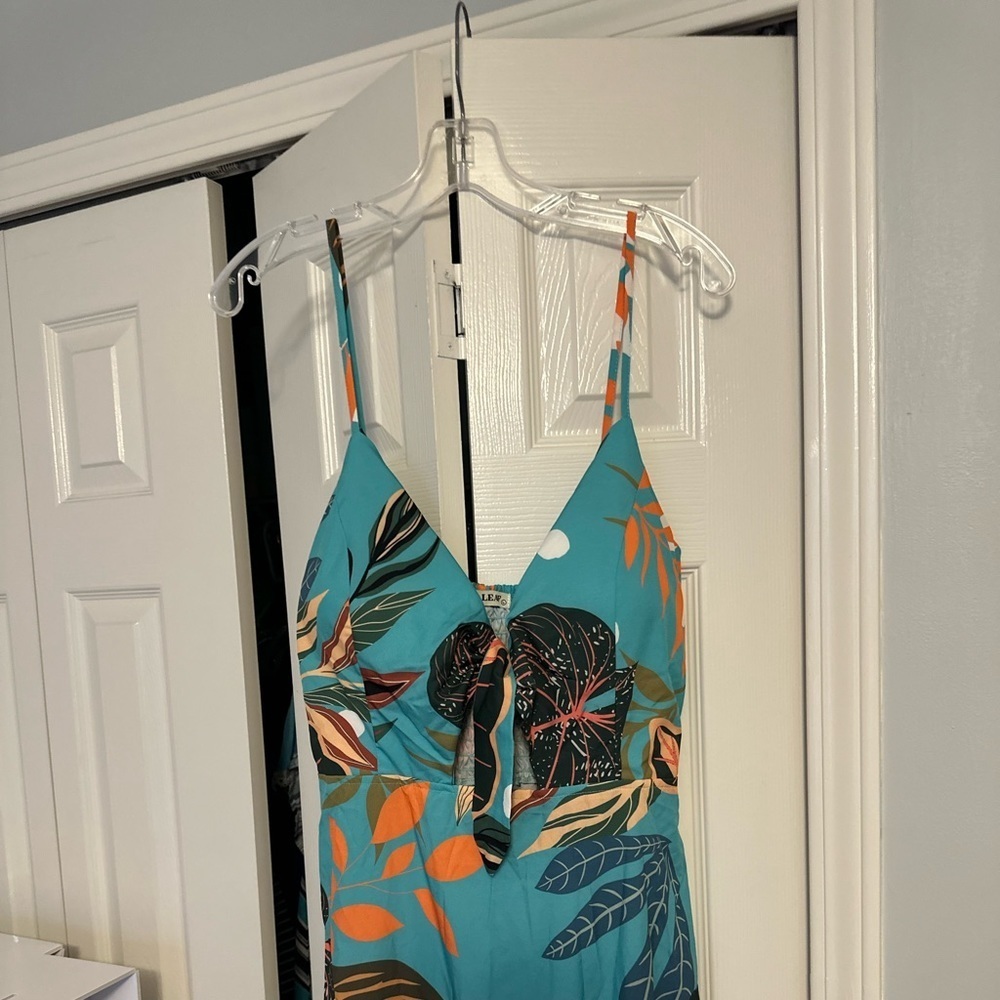 Red Leaf Floral Teal Dress NWOT
